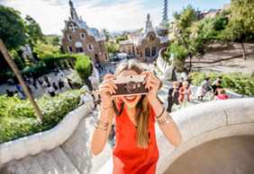 Barcelona: Park Guell Ticket & Audio Tour