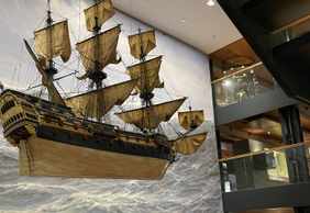 Hamburg: a walk through the harbor's past and present
