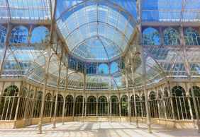 Madrid: Self-Guided Audio Tour through Royal Squares and Parks