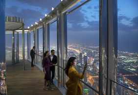 Burj Khalifa: The Lounge Level 154 Tickets with Champagne