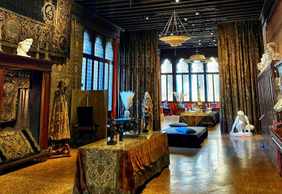 Palazzo Fortuny: Entry Ticket