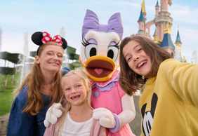Disneyland® Paris: Ticket + Train Transportation from Paris
