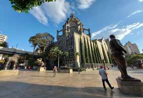 Medellín: Self-Guided Audio Walk Through the Heart of Downtown