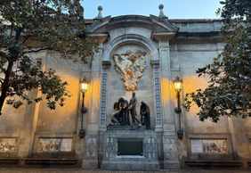 Barcelona: Self-Guided Audio Walk Through Gaudí and Gothic Heart
