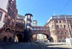 Frankfurt: Walk Through Riverfront, Old Town, and Modern City Life