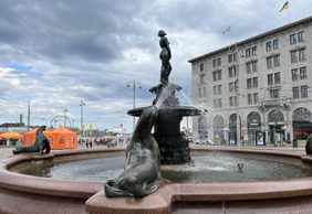Helsinki: Self-Guided Audio Walk Through the Harbor and Heart