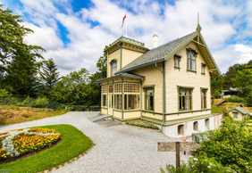 Bergen: Self-Guided Audio Tour Through Grieg’s Cultural City