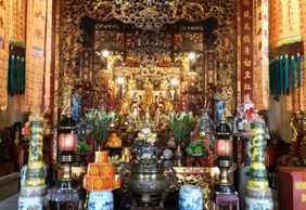 Hanoi: Self-Guided Audio Walk Through History and Memory