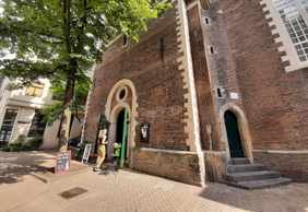 Amsterdam: Self-Guided Audio Walk Through Canals and Old Streets