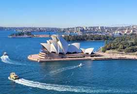 Sydney: Self-Guided Audio Ride Through the Harbour and Bays