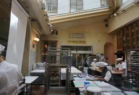 Vienna: Self-Guided Audio Walk Through Imperial Elegance