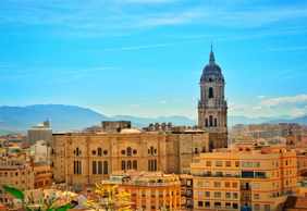 Málaga: Self-Guided Audio Walk Through the Old City Layers