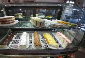Los Angeles: Self-Guided Audio Walk Through Third Street’s Flavors