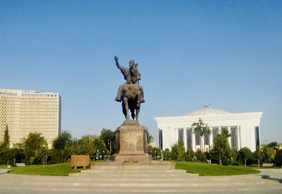 Tashkent: Self-Guided Audio Walk Through Sacred and Civic Heart