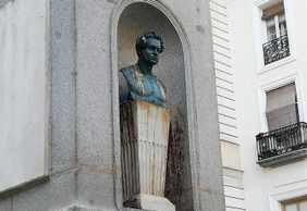 Madrid: Self-Guided Audio Walk Through Royal Madrid