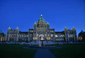 Victoria: Self-Guided Audio Walk Through Harbour and History