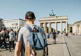 Erstmal in Berlin: Ein Spaziergang durch die Stadt In-App Audiotour