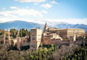 Granada: Alhambra Ticket & Audio Tour