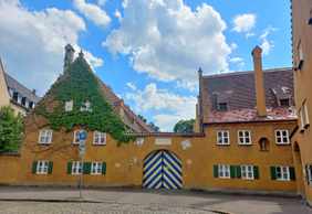 Augsburg: Self-Guided Audio Tour through Fountains and History