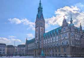 Hamburg: Self-Guided Audio Walk Through Canals and Commerce