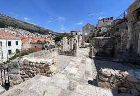 Dubrovnik: Self-Guided Audio Walk Through the Walled Old Town