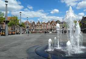Dordrecht: Self-Guided Audio Walk Through Holland’s Old Harbor