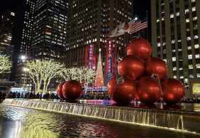 New York City: ARTECHOUSE Ticket & City Landmarks Audio Tour