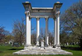 Chicago: Graceland Cemetery Audio Tour