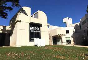 Barcelona: Fundació Joan Miró Skip The Line Ticket and an Audio Tour of Montjuïc Park