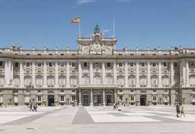 Madrid cultural landmarks walk with Fast Track Royal Palace Ticket