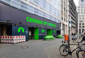 Berlins historische Reise mit dem Ticket für das Deutsche Spionagemuseum
