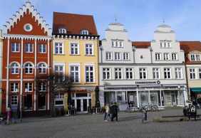 Greifswald: Historic Gems Audio Tour