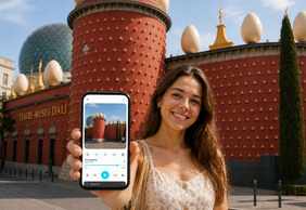 Figueres: Dali Museum Entry & Audio Tour with a Town Walk