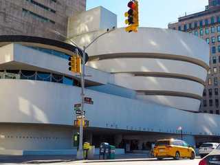 New York City: Guggenheim Ticket & Carnegie Hill Audio Tour
