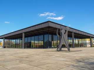 Berlin: Neue Nationalgalerie Entry