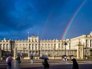 Madrid: Royal Palace & Gardens Fast-Track Ticket & Audio Tour