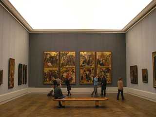 Gemäldegalerie: Revealing Art Masterpieces In-App Audio Tour (Without a Ticket)