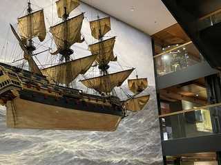 Hamburg: a walk through the harbor's past and present