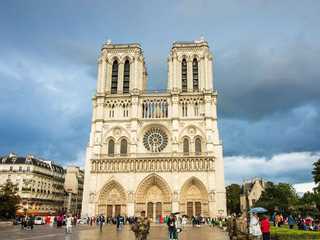 Paris: Notre Dame Cathedral Rebirth Self-Guided Audio Tour