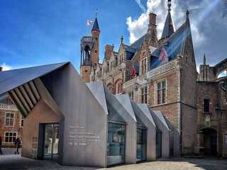 Brugge: Gruuthusemuseum Ticket & City Discovery Audio Tour