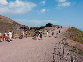 Mount Vesuvius: Skip The Line Ticket + Roundtrip from Naples via Vesuvio Express