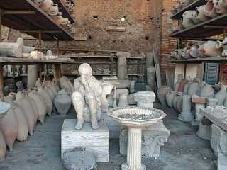 Pompeii, Herculanuem & Vesuvius: Skip The Line Tickets + Roundtrip From Naples