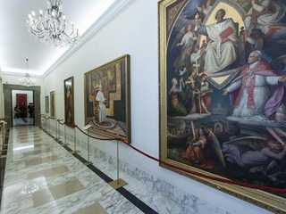 Castel Gandolfo: Papal Apartments and Secret Garden Entry Ticket