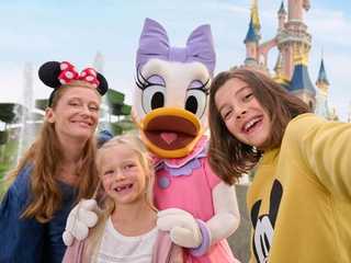 Disneyland® Paris: Ticket + Train Transportation from Paris