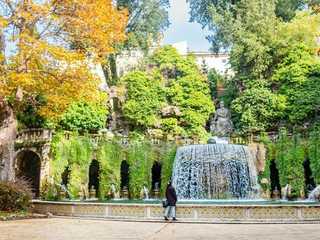 Villa d'Este & Hadrian's Villa: Entry and Roundtrip from Rome