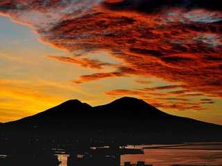 Vesuvius: Sunset Entry Ticket + Roundtrip from Pompei