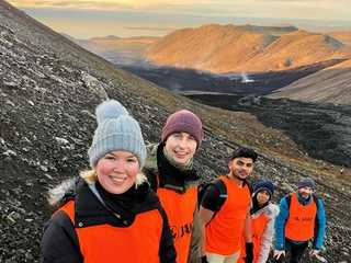 Fagradalsfjall Volcano Hike & Blue Lagoon Admission