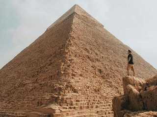 Giza Pyramids & Sphinx: Entry Ticket + Roundtrip Transport