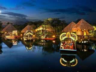 Xoximilco Park: Fast-Track Entrance & Transport with Dinner and Live Music