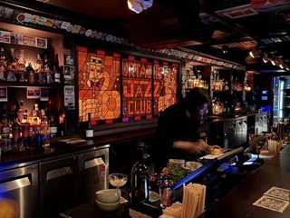 Sydney: Self-Guided Audio Tour Through Music, Style and Harbour